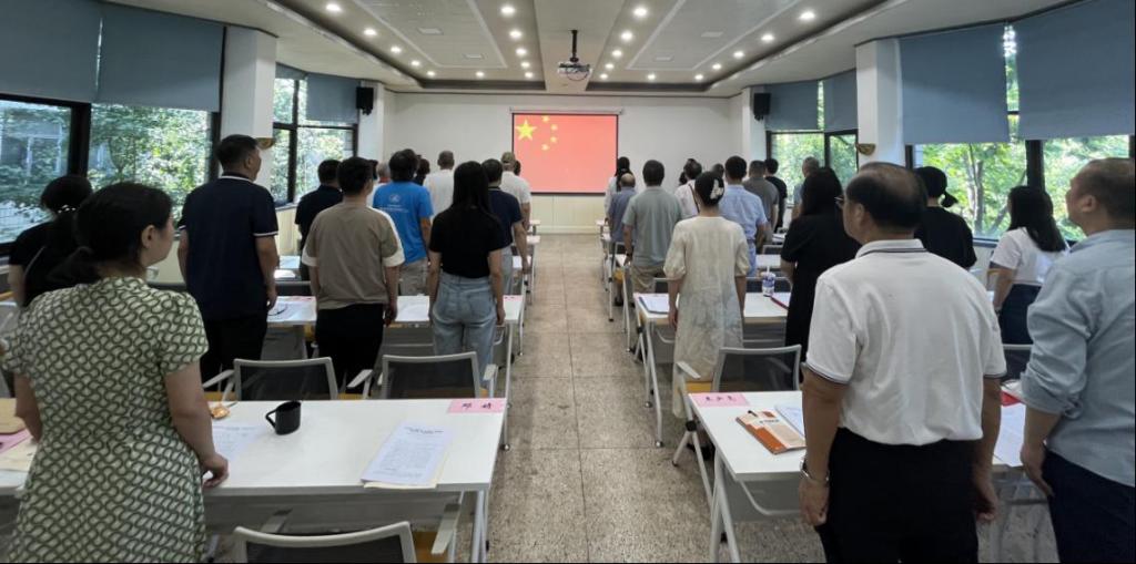 继续教育学院（教育培训学院）召开党员大会选举产生新一届“两委”委员